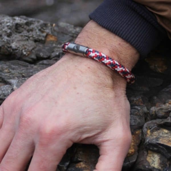 Man wearing bulldog climbing rope bracelet